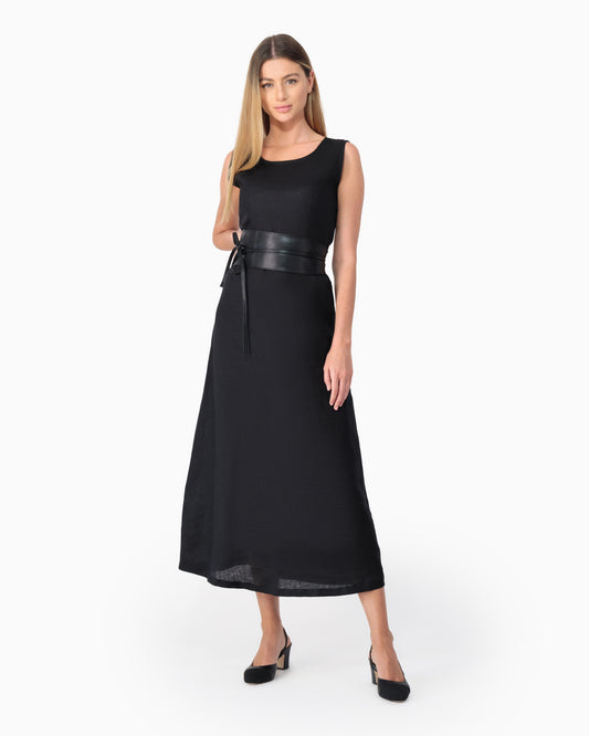 Plain dress