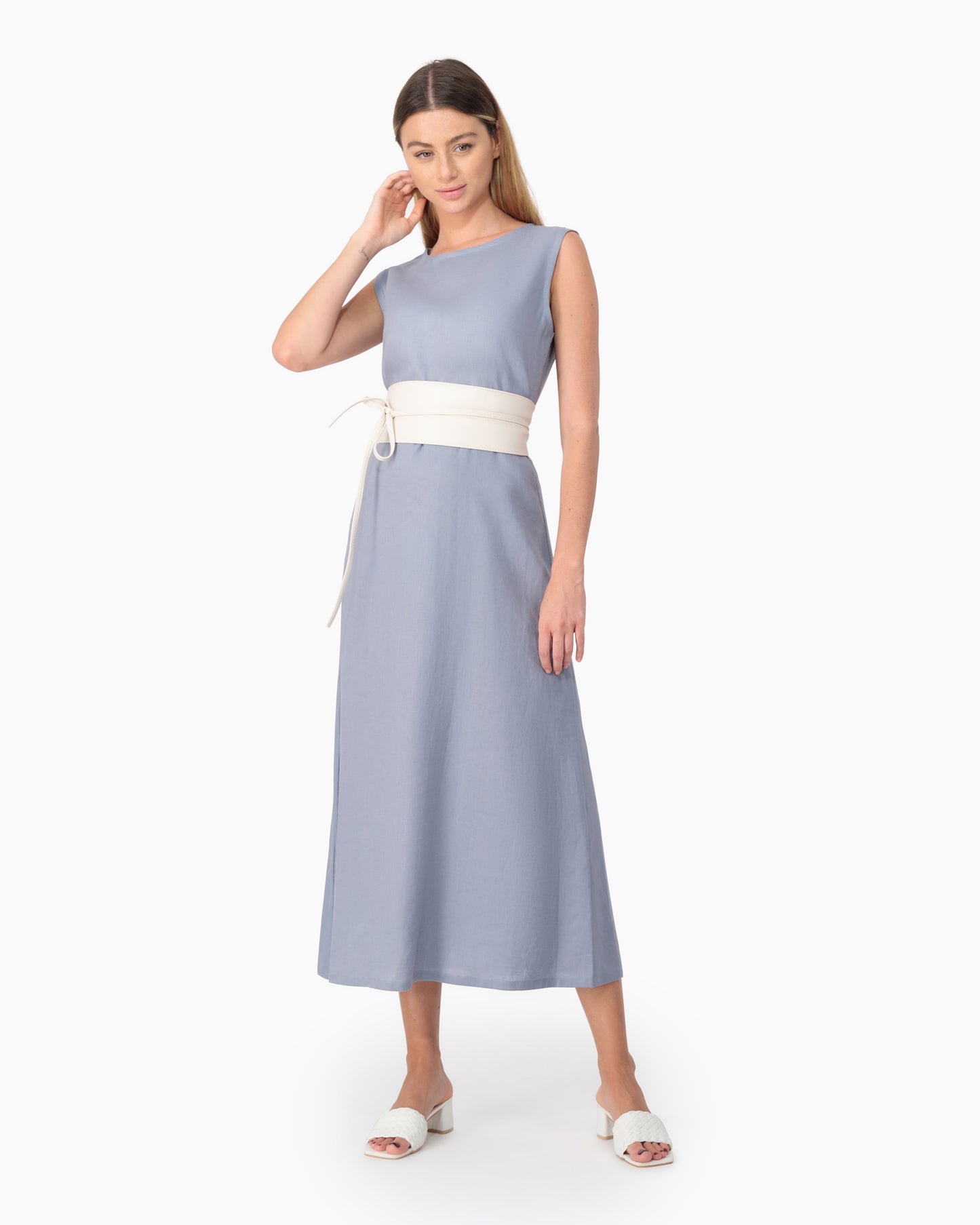 Plain dress